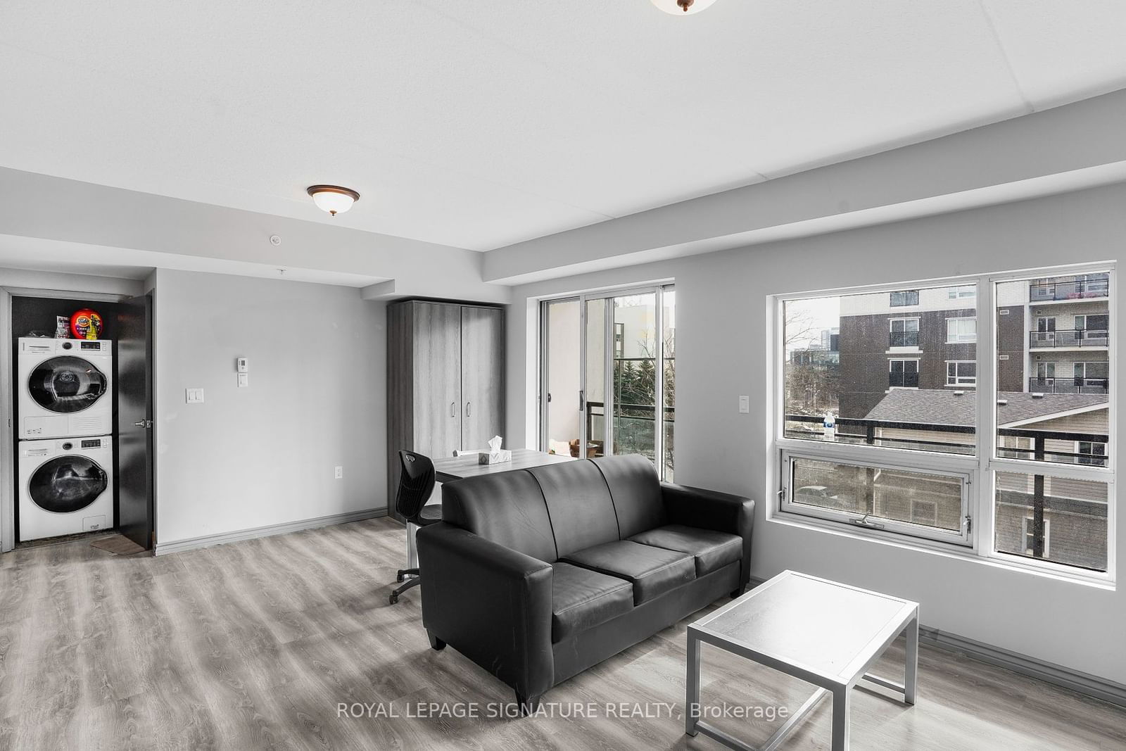 275 Larch St, unit H404 for sale - image #18