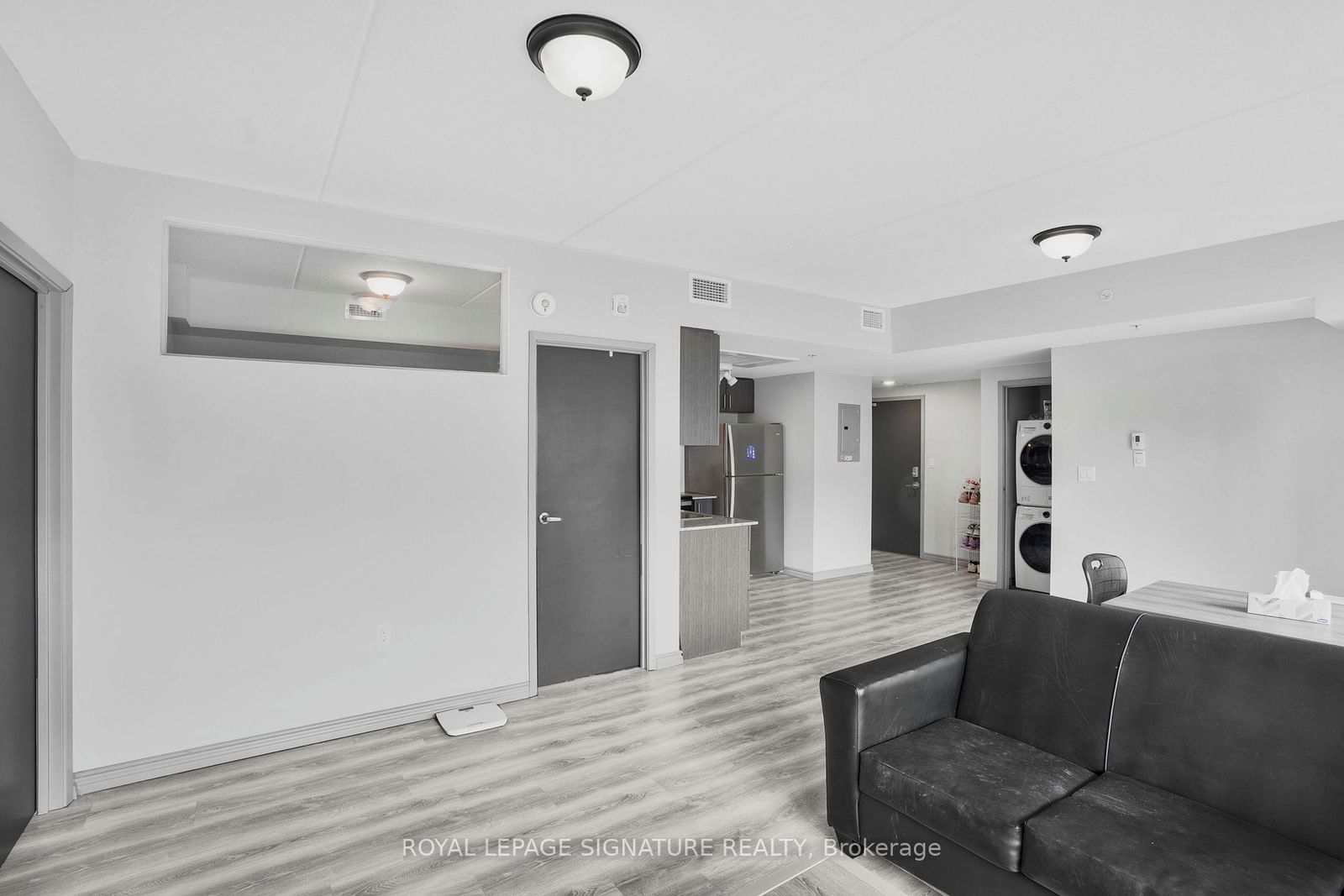 275 Larch St, unit H404 for sale - image #19