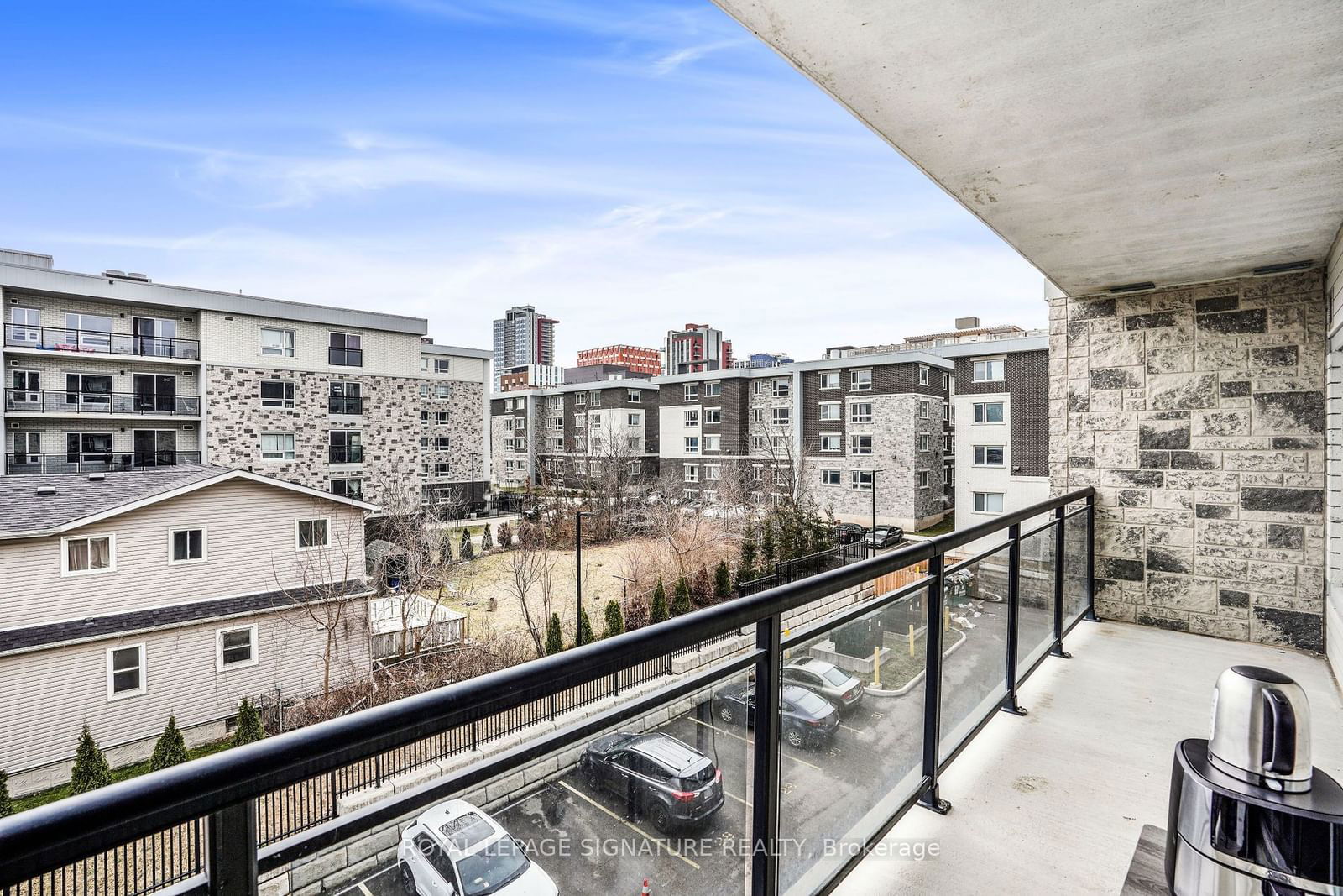 275 Larch St, unit H404 for sale - image #26