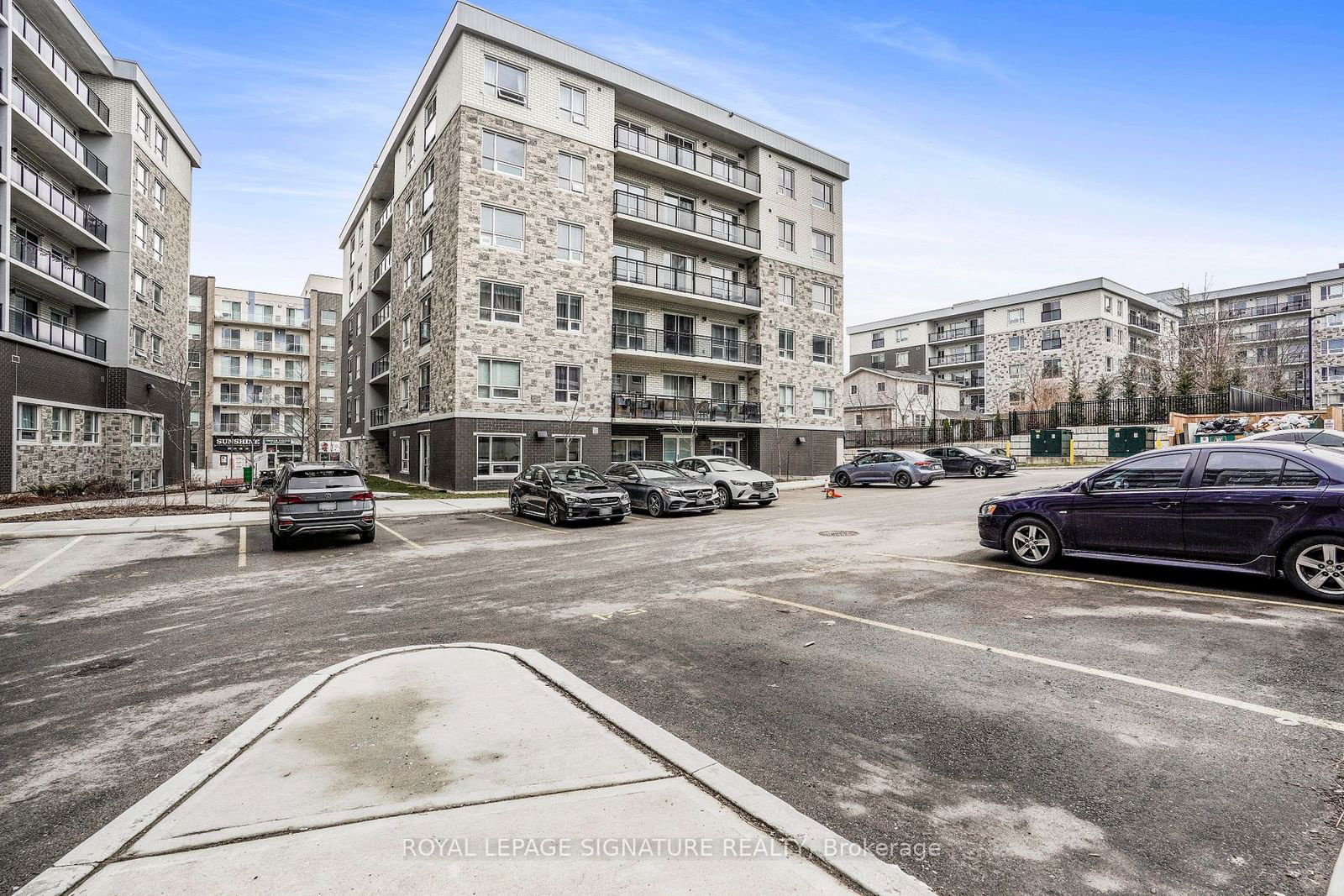 275 Larch St, unit H404 for sale