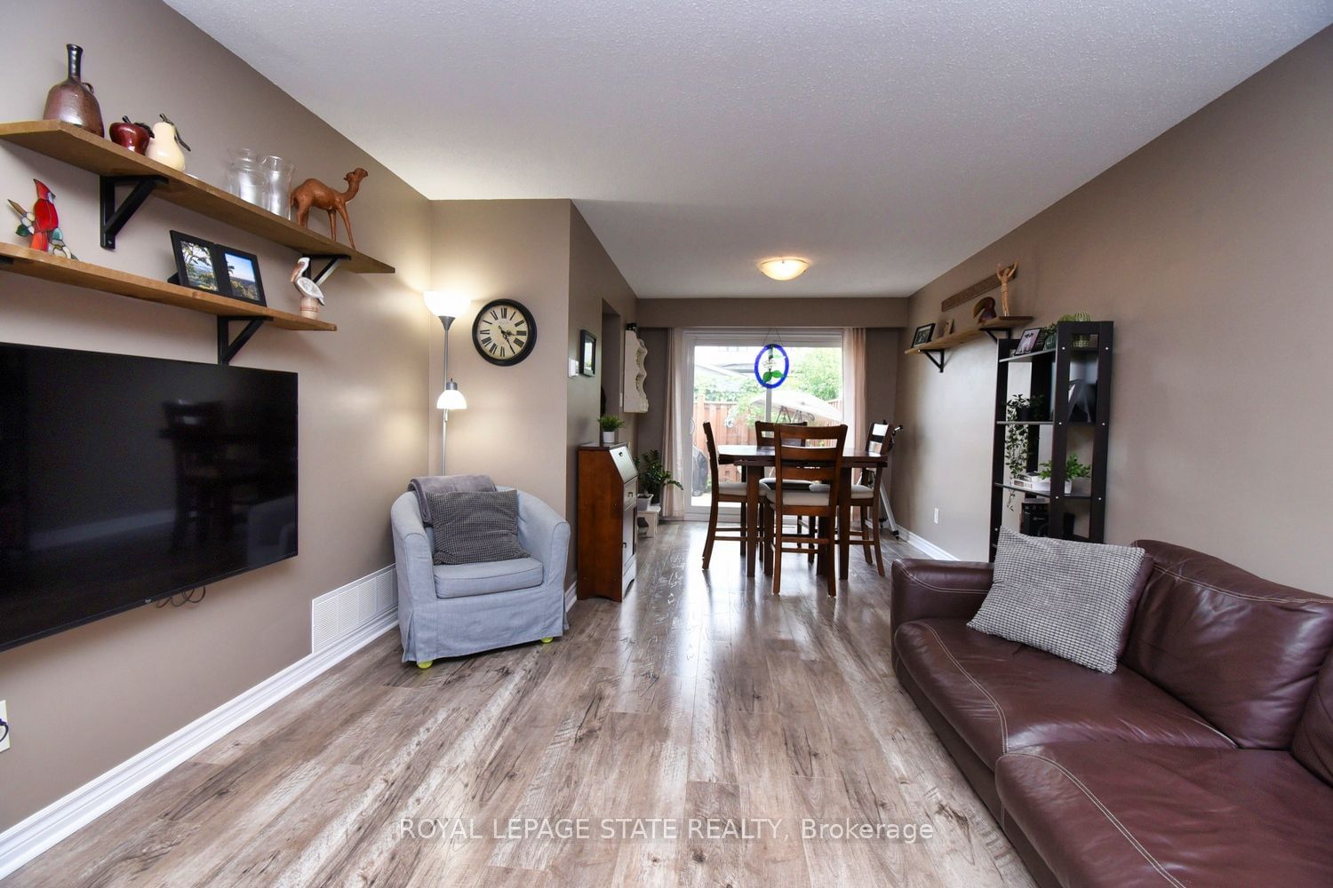 150 Gateshead Cres, unit 122 for sale - image #4