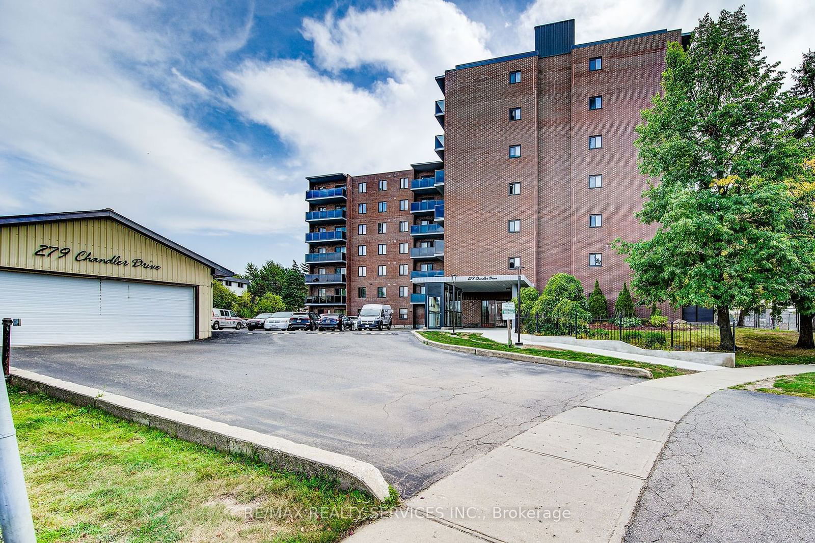 279 Chandler Dr, unit 104 for sale - image #34