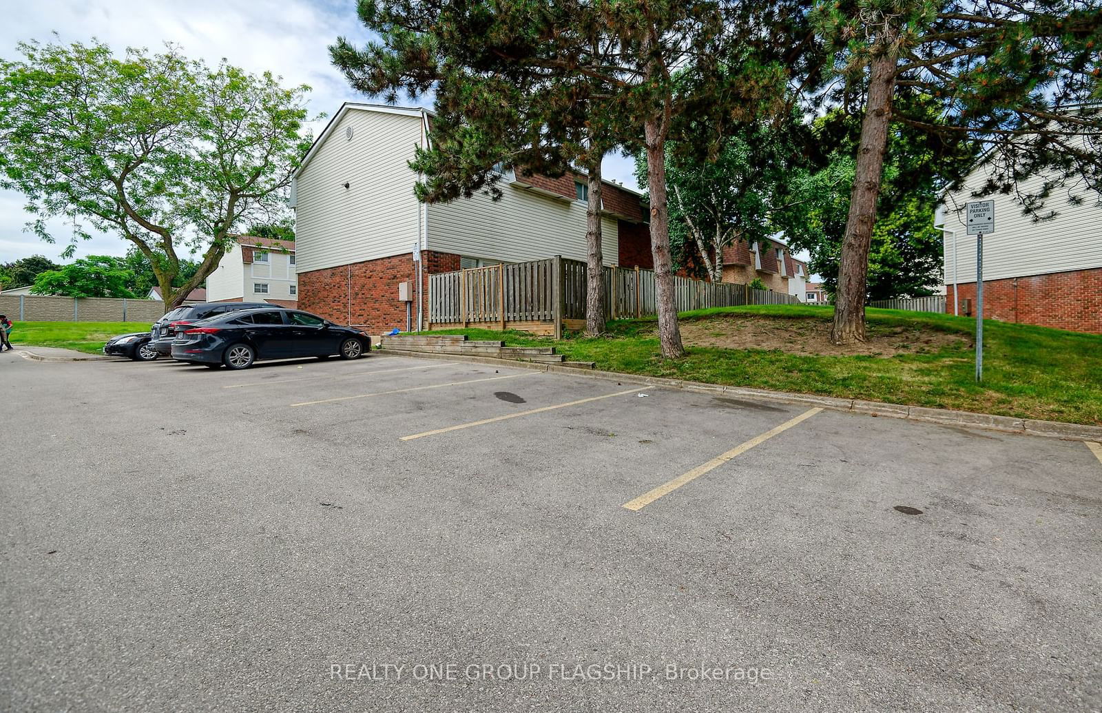 Harrisford Heights Townhomes, Hamilton, Toronto