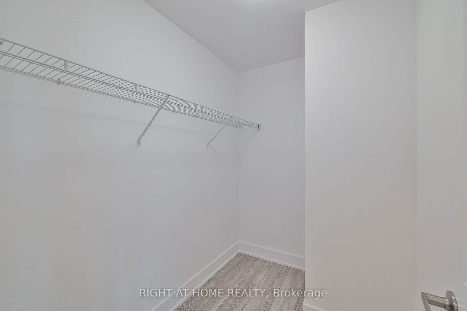 101 Shoreview Pl, unit 409 for sale - image #13