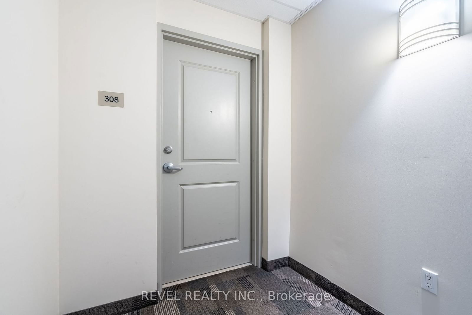 90 Charlton Ave W, unit 308 for sale - image #8