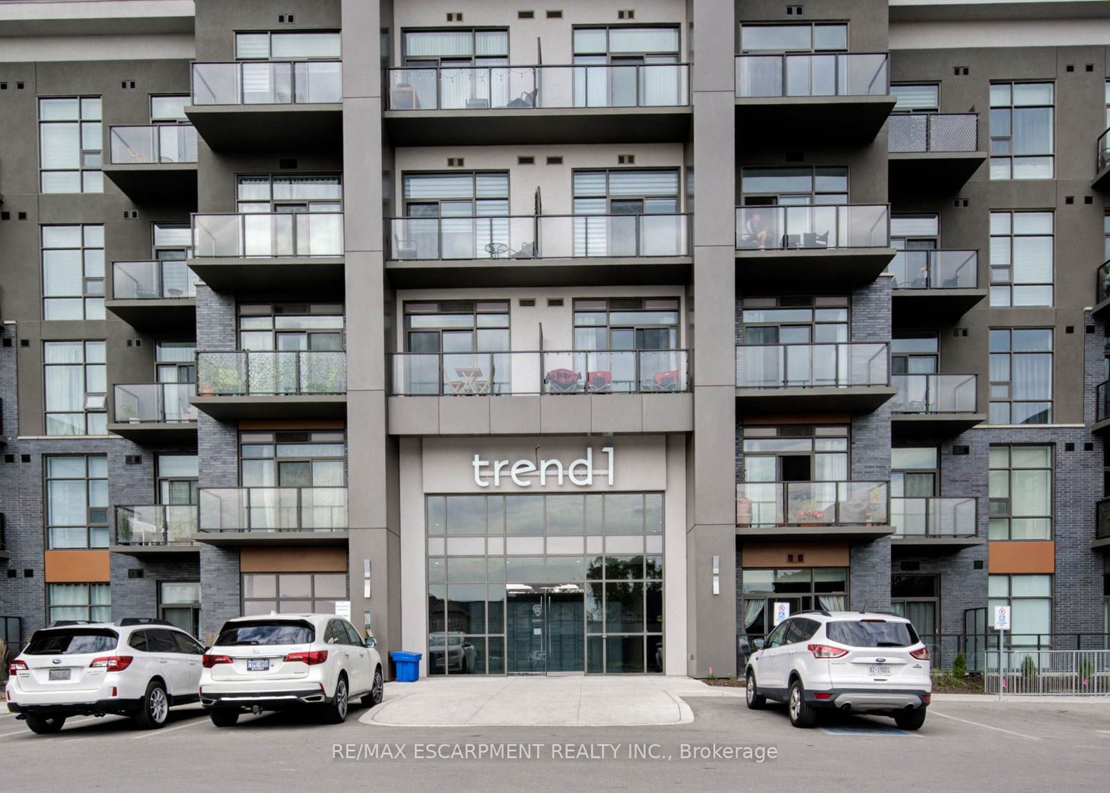 450 Dundas St E, unit 715 for sale