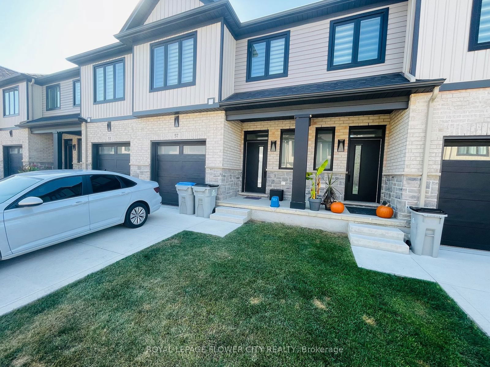 601 Lions Park Drive, Strathroy-Caradoc, Toronto