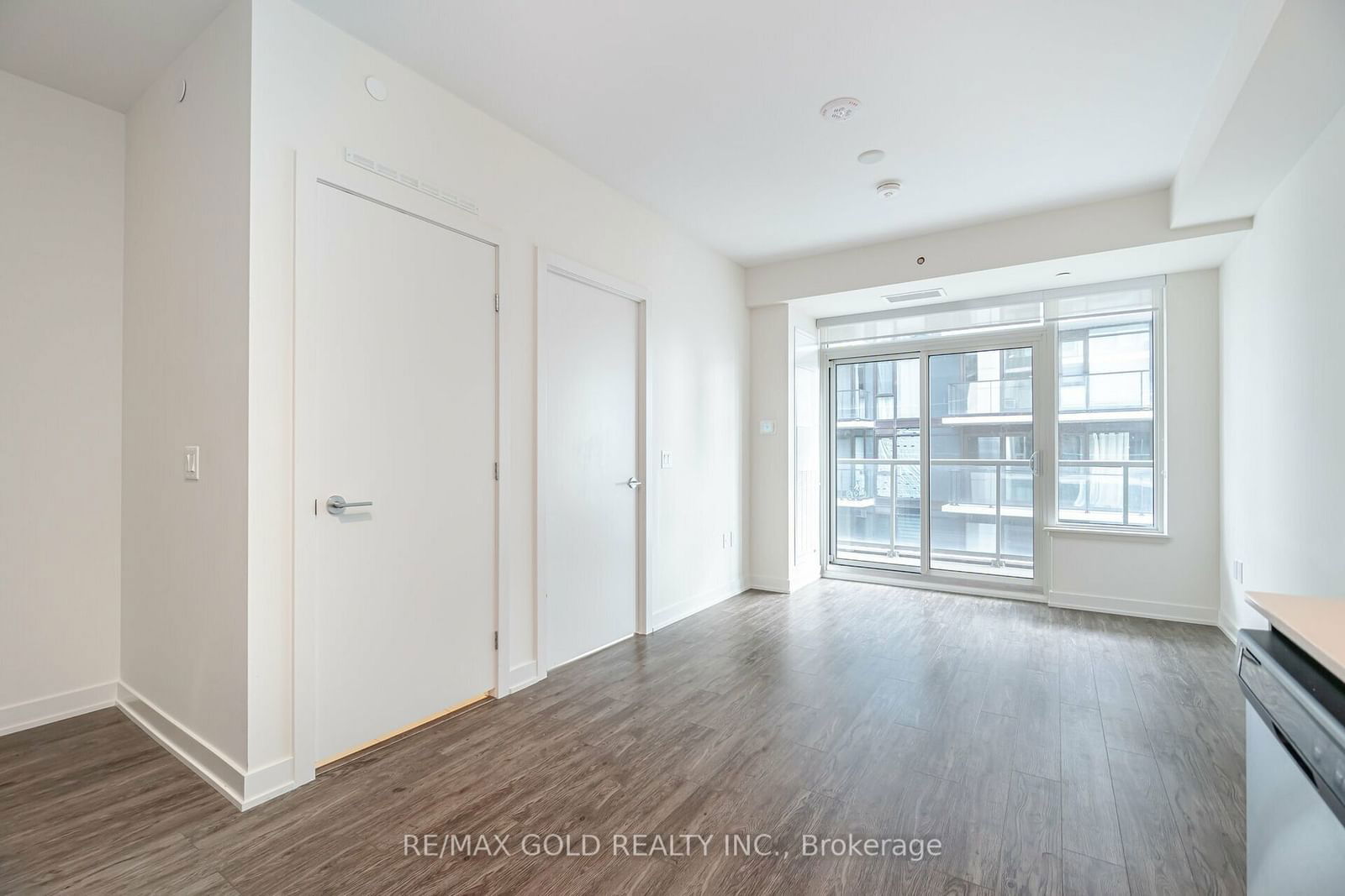 212 King William St, unit 1212 for rent