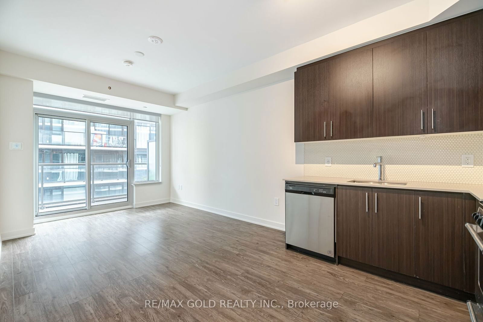 212 King William St, unit 1212 for rent