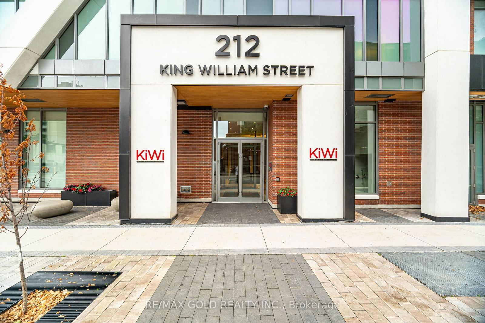 212 King William St, unit 1212 for rent