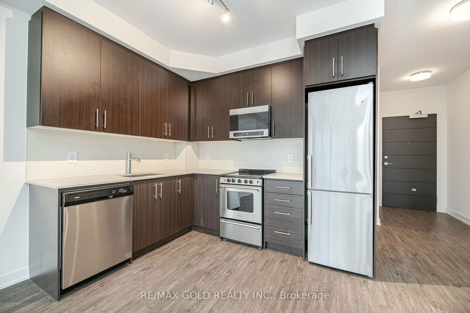 212 King William St, unit 1212 for rent