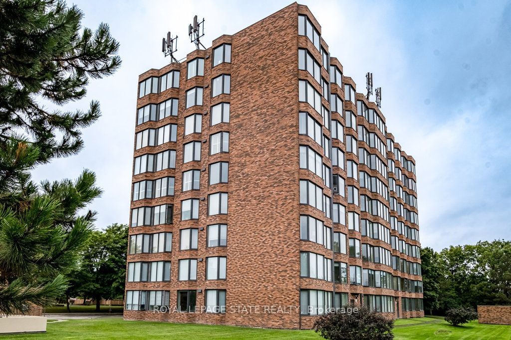 180 Limeridge Rd W, unit 301 for sale