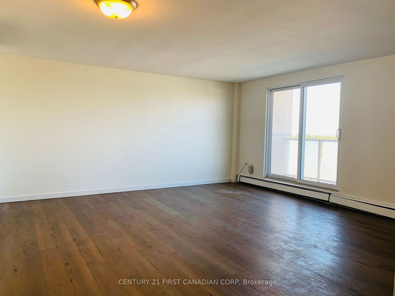 583 Mornington Ave, unit 1004 for rent