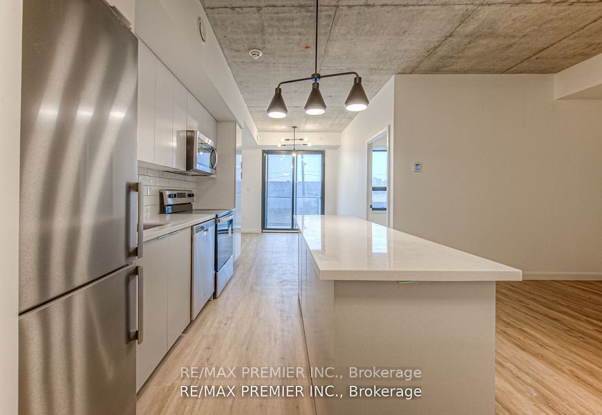 7 Erie Ave, unit 210 for sale