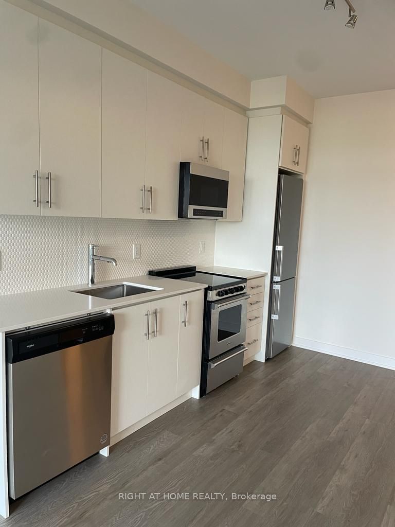 212 King William St, unit 621 for rent