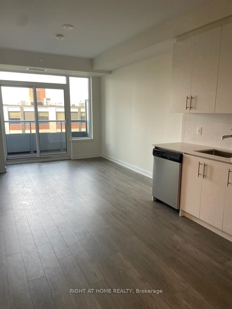 212 King William St, unit 621 for rent