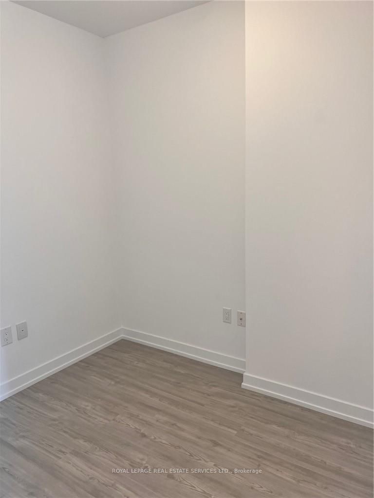 450 Dundas St, unit 508 for rent