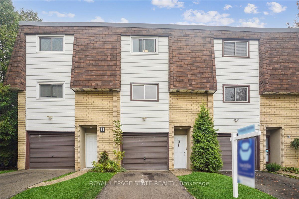 36 Greendale Drive Townhomes, Hamilton, Toronto