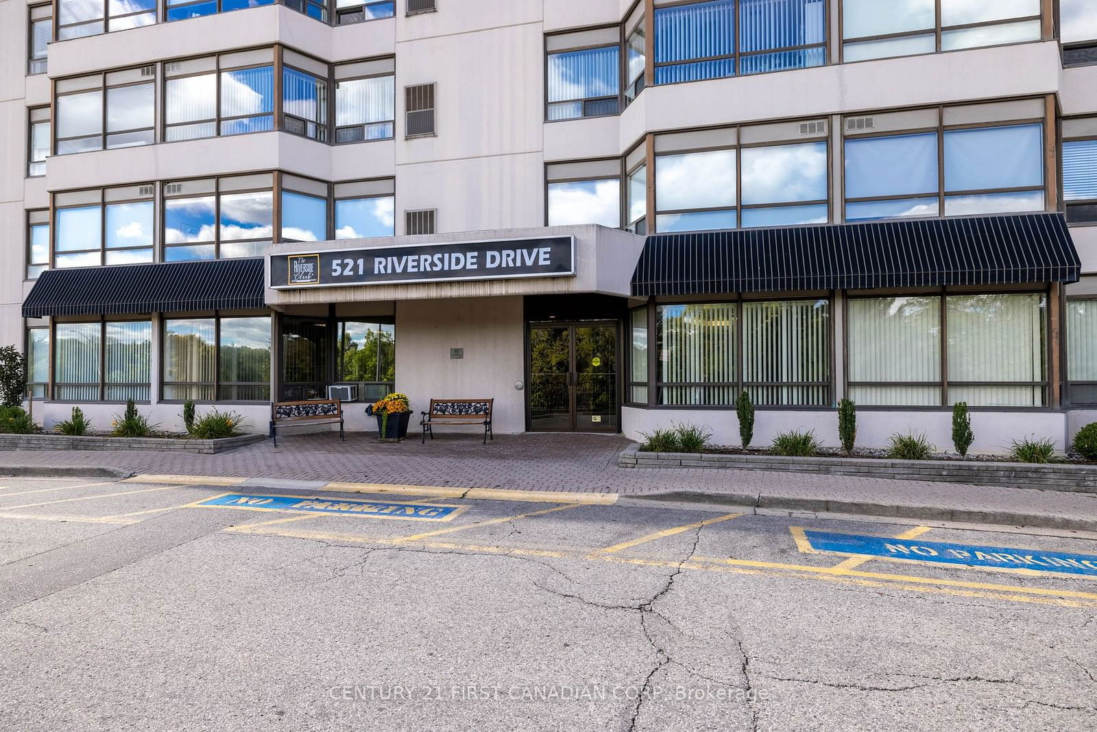 521 Riverside Dr, unit 210 for sale