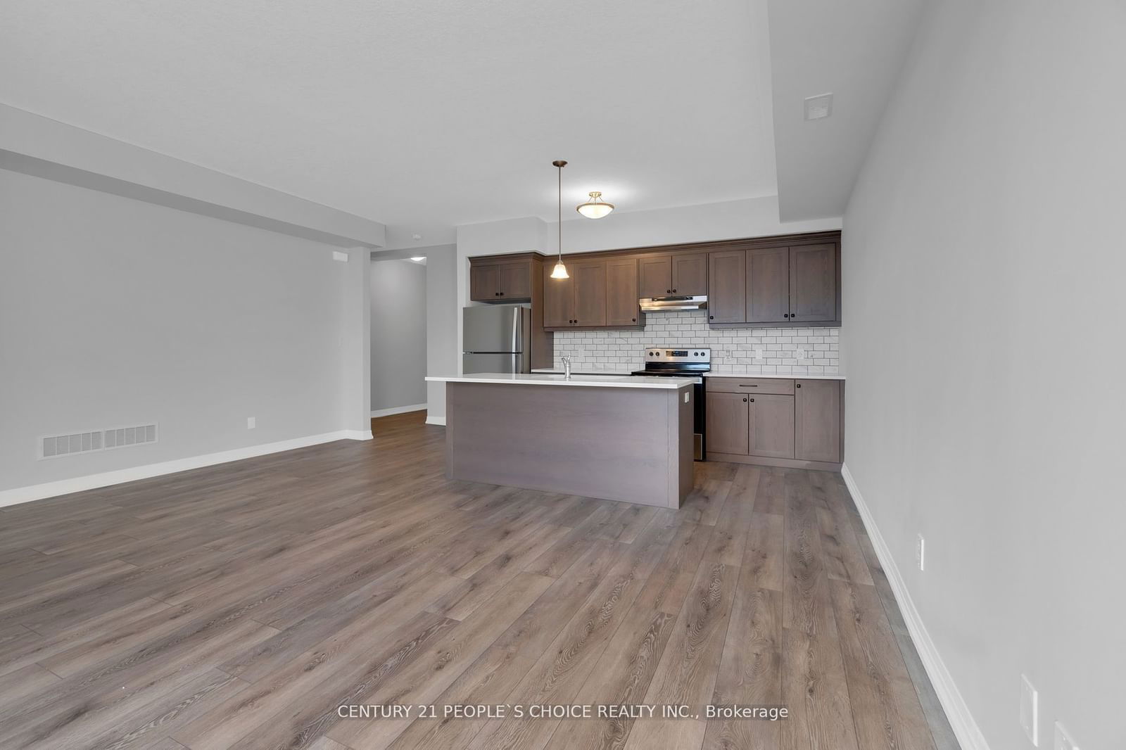 261 Woodbine Ave, unit 76 for rent