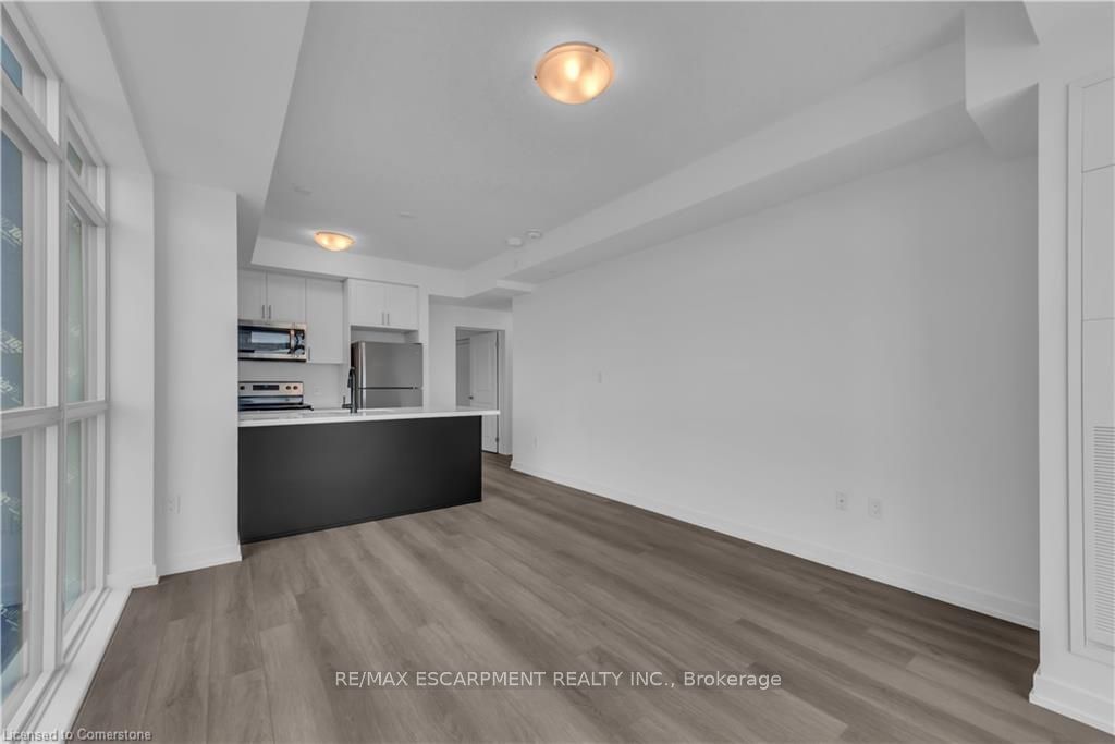 460 Dundas St E, unit 406 for sale