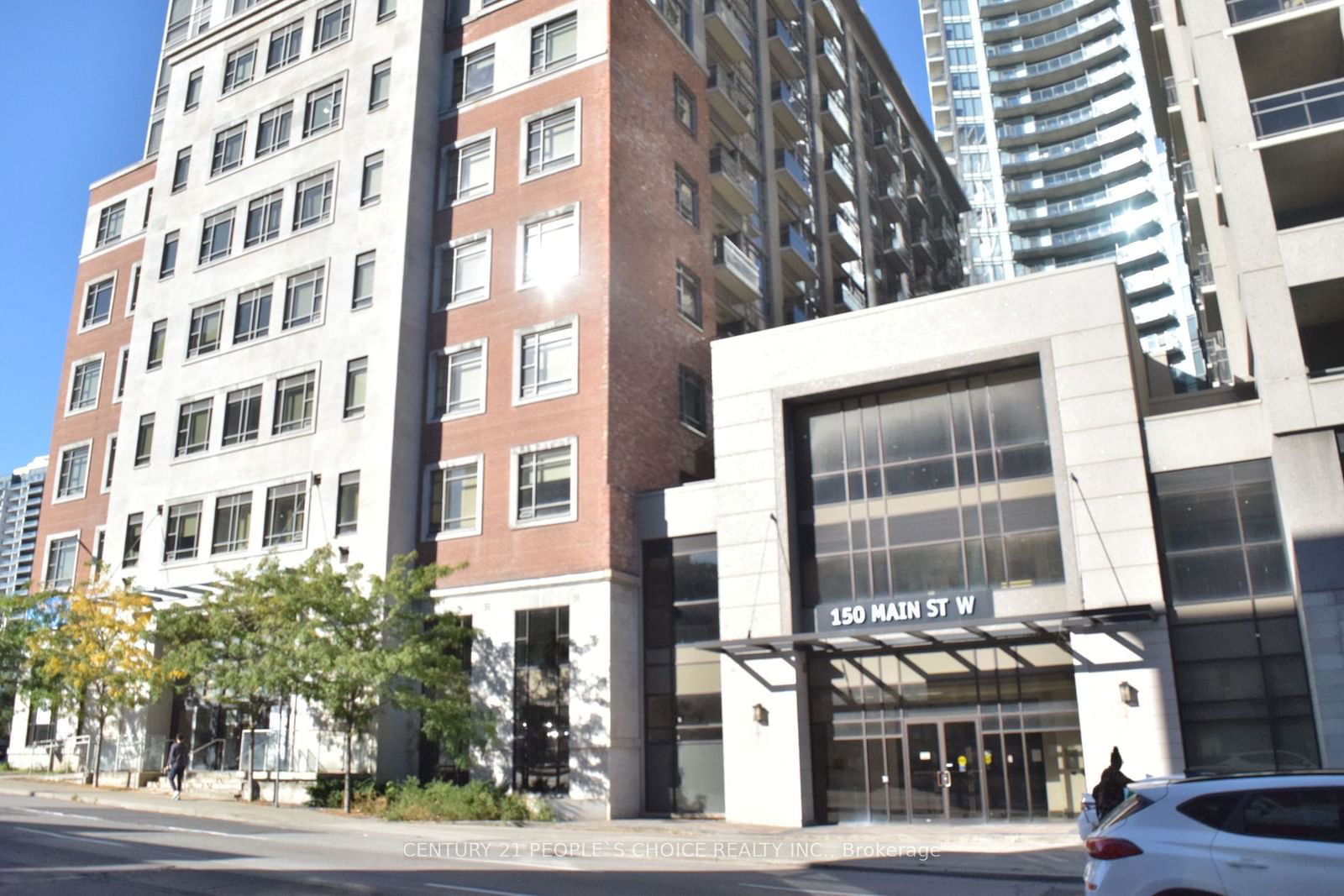 150 Main St W, unit PH13 for rent