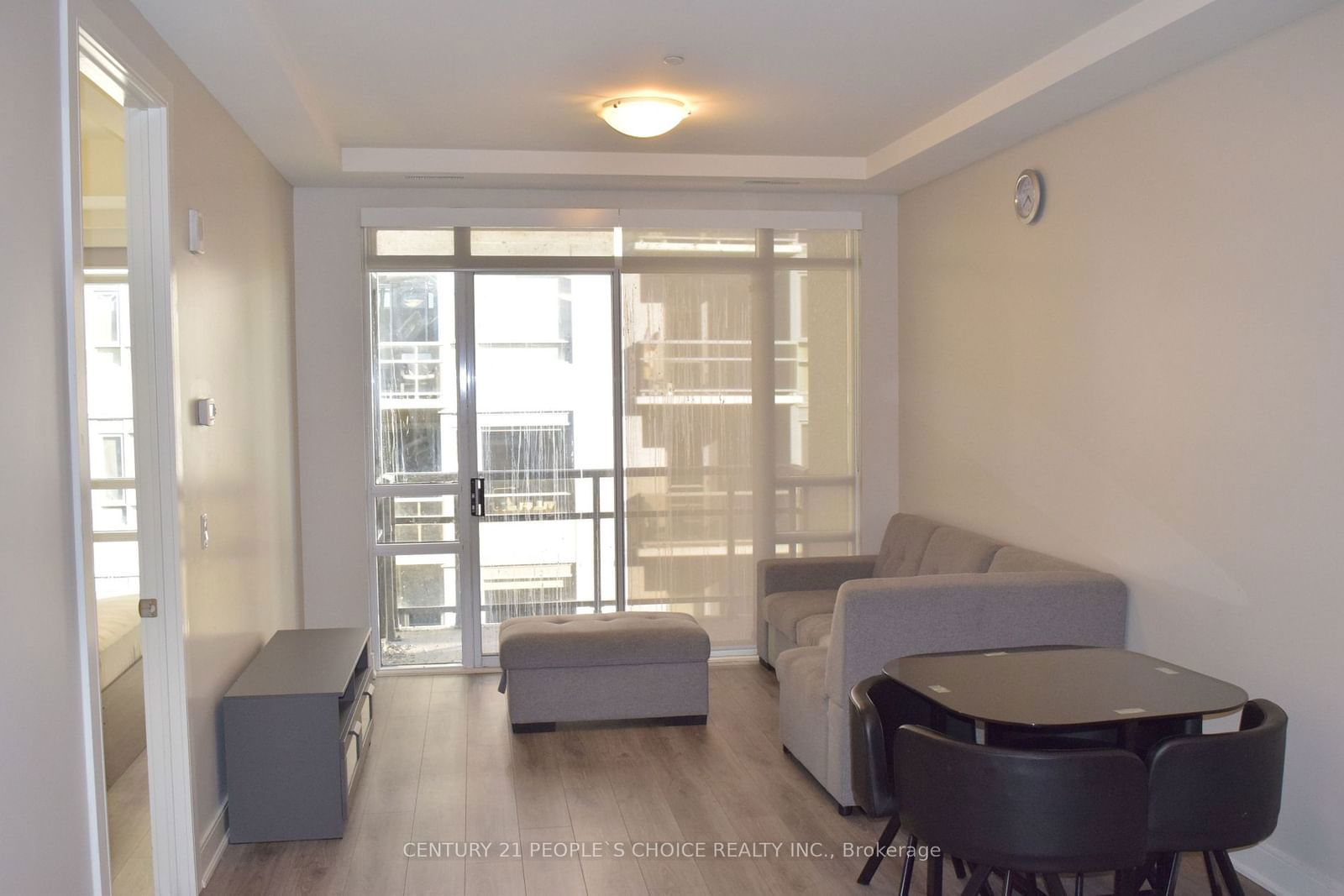 150 Main St W, unit PH13 for rent