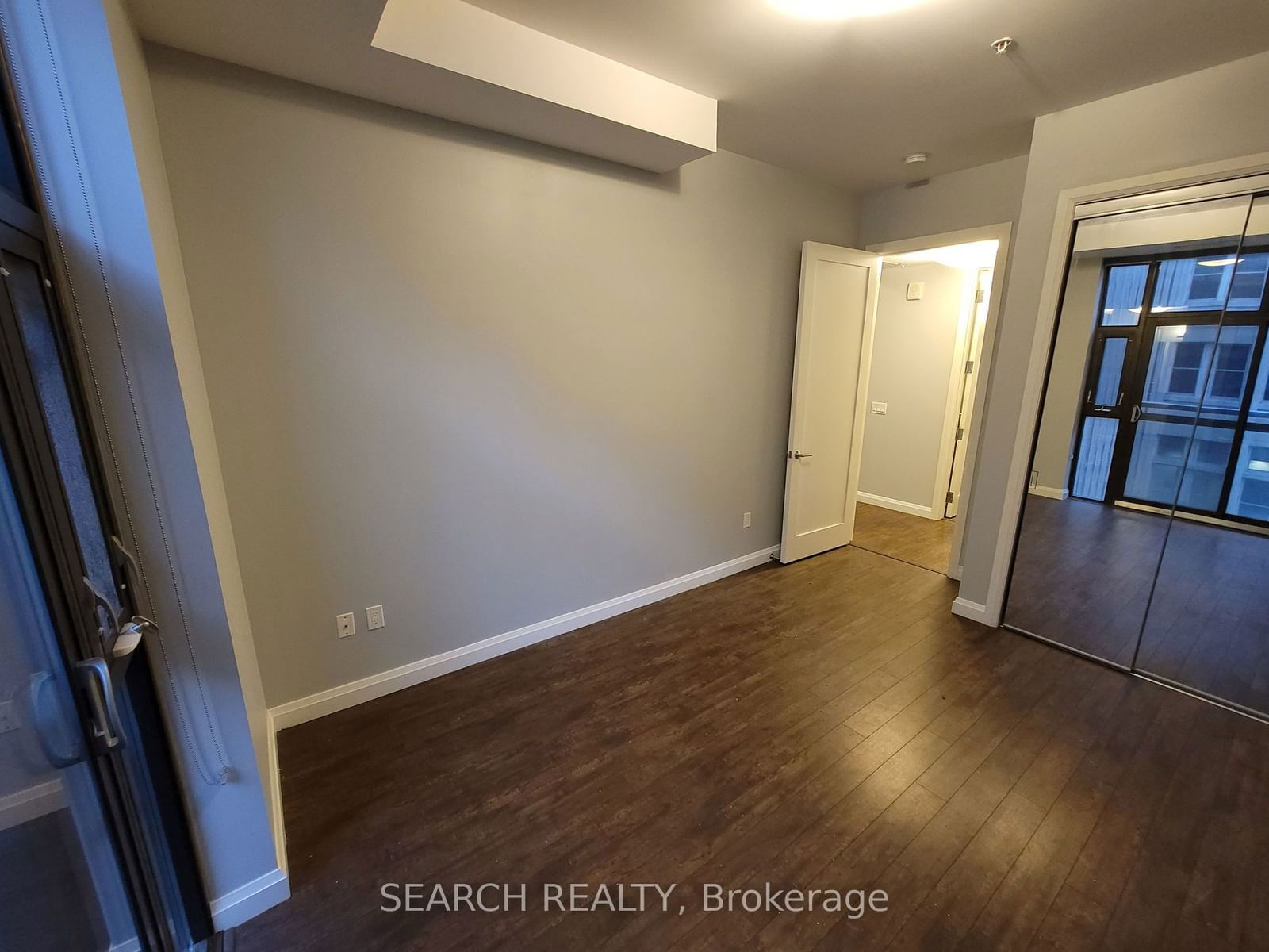 112 King St E, unit 607 for rent