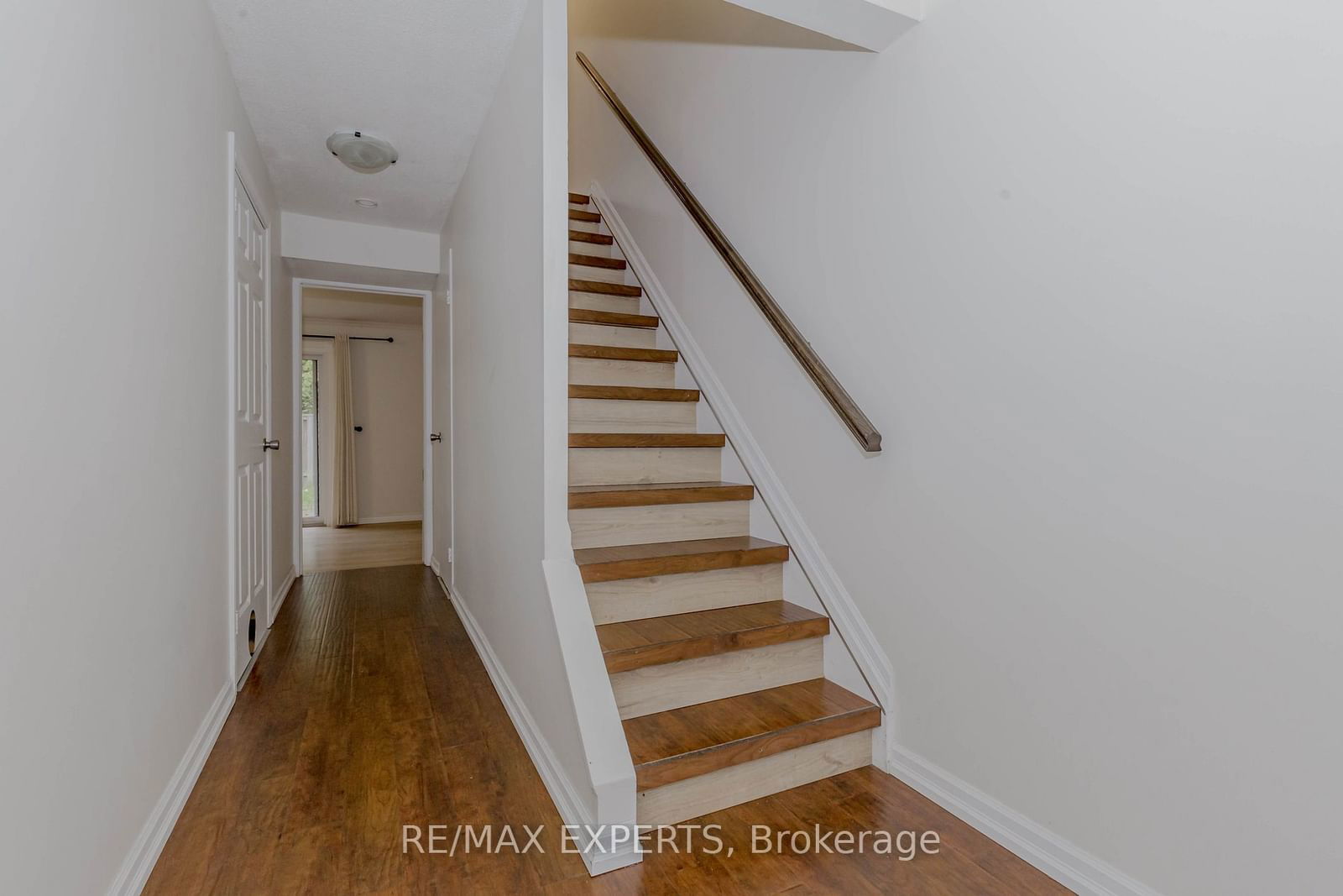 34 Bow Valley Drive Townhomes, Hamilton, Toronto