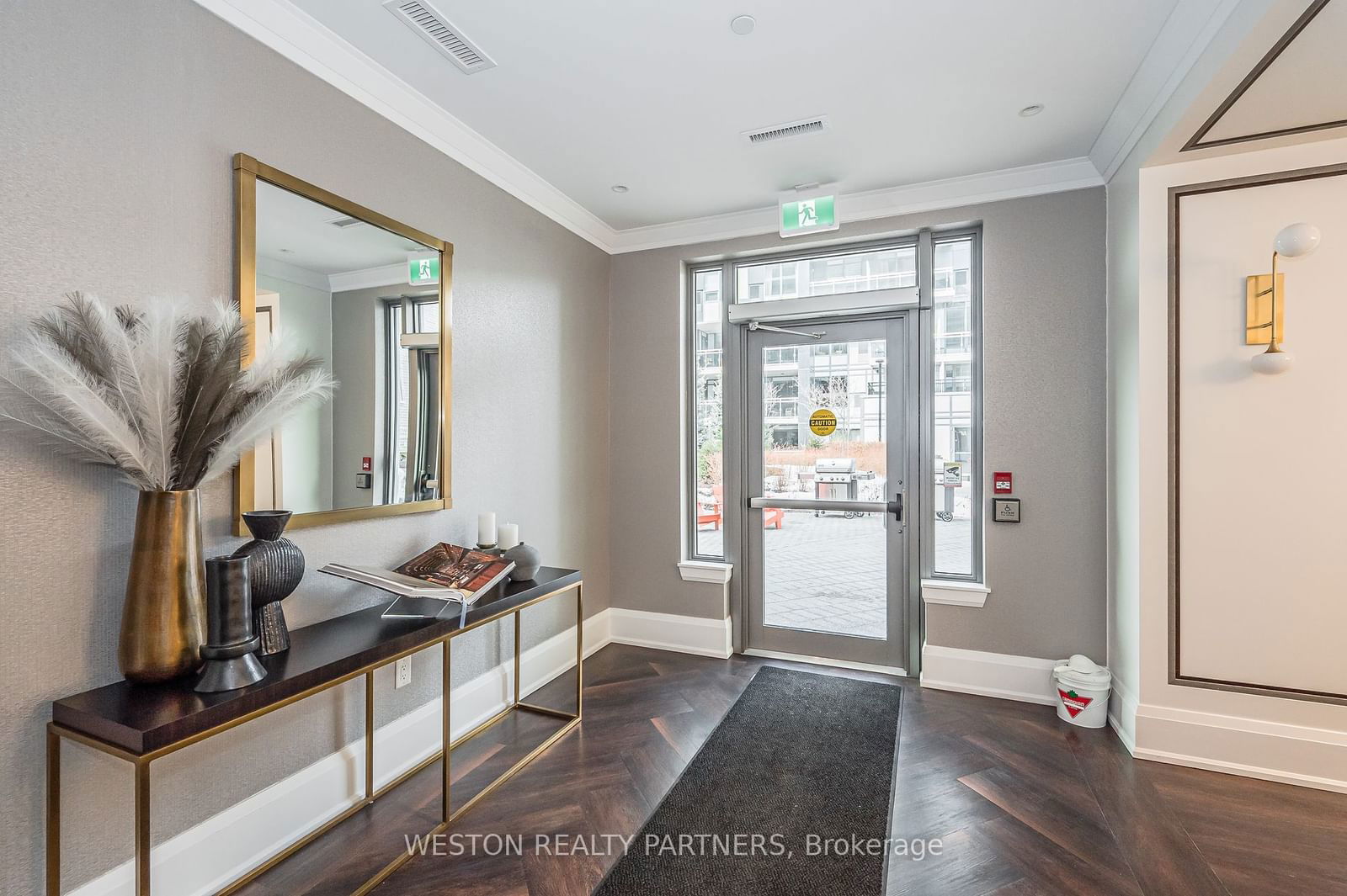 73 Arthur St S, unit 711 for sale