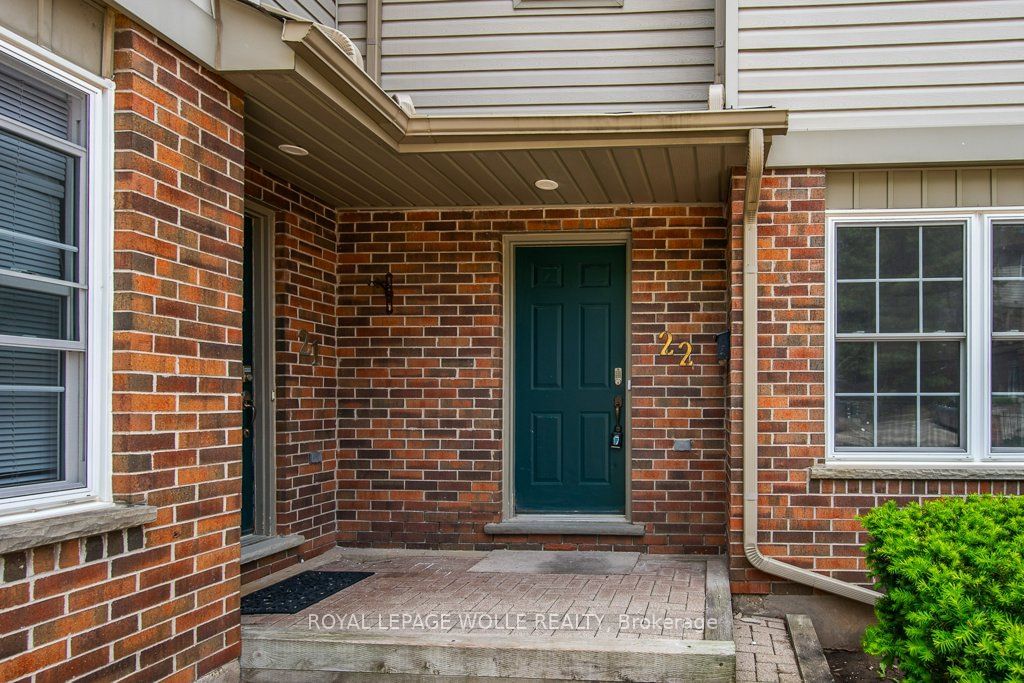 The Courtyards, Waterloo, Toronto