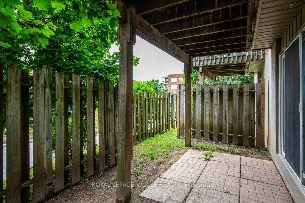 The Courtyards, Waterloo, Toronto