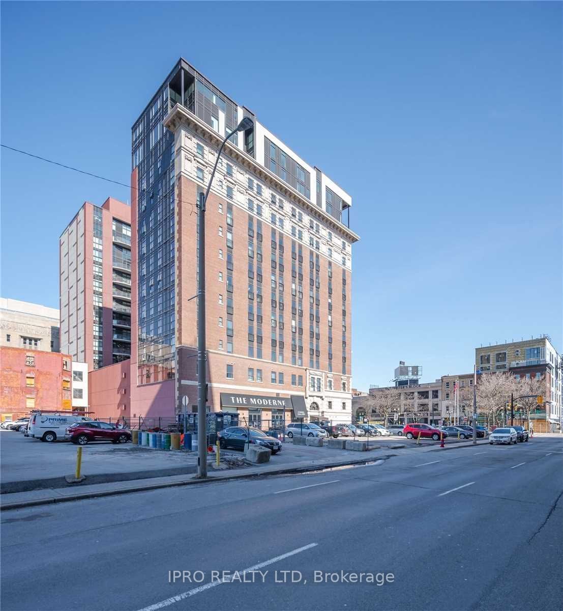 112 King St E, unit 305 for sale