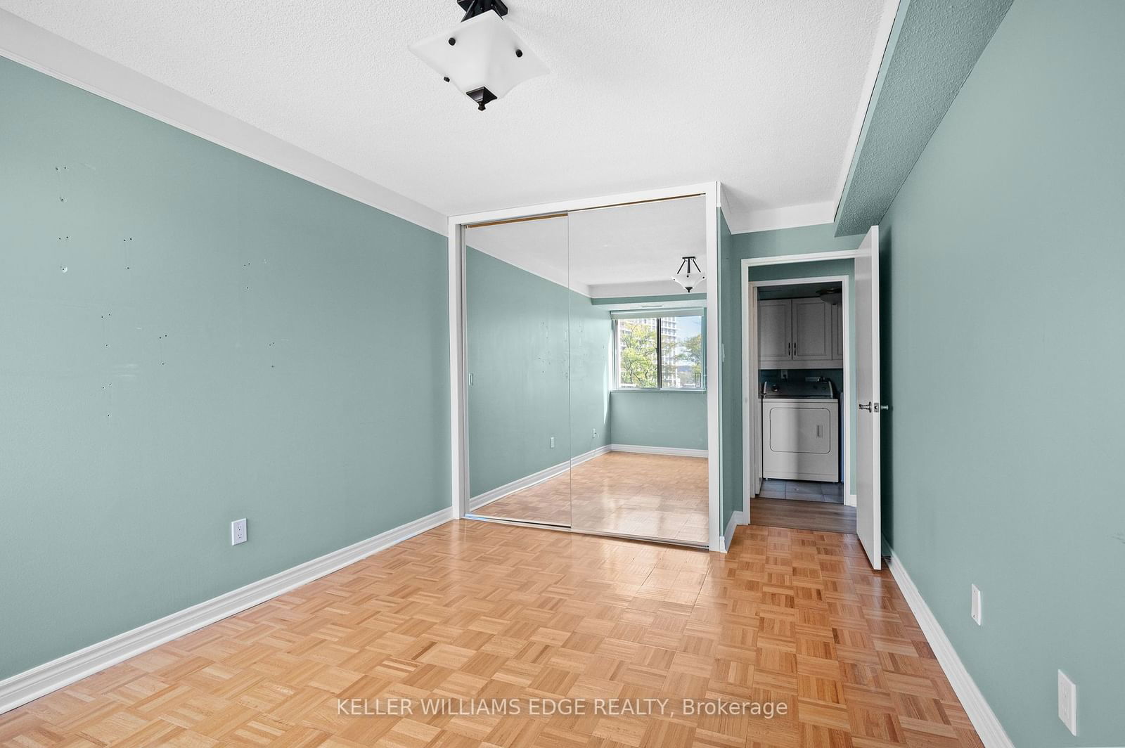 301 Frances Ave, unit 404 for sale