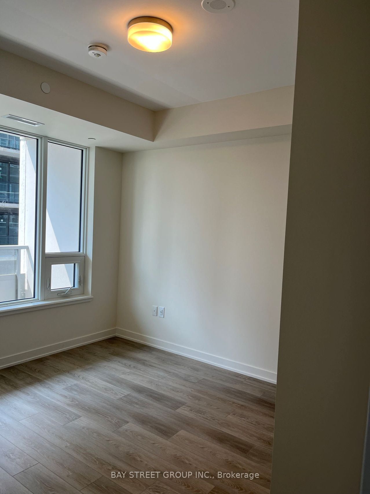 212 KING WILLIAM St, unit 1207 for sale