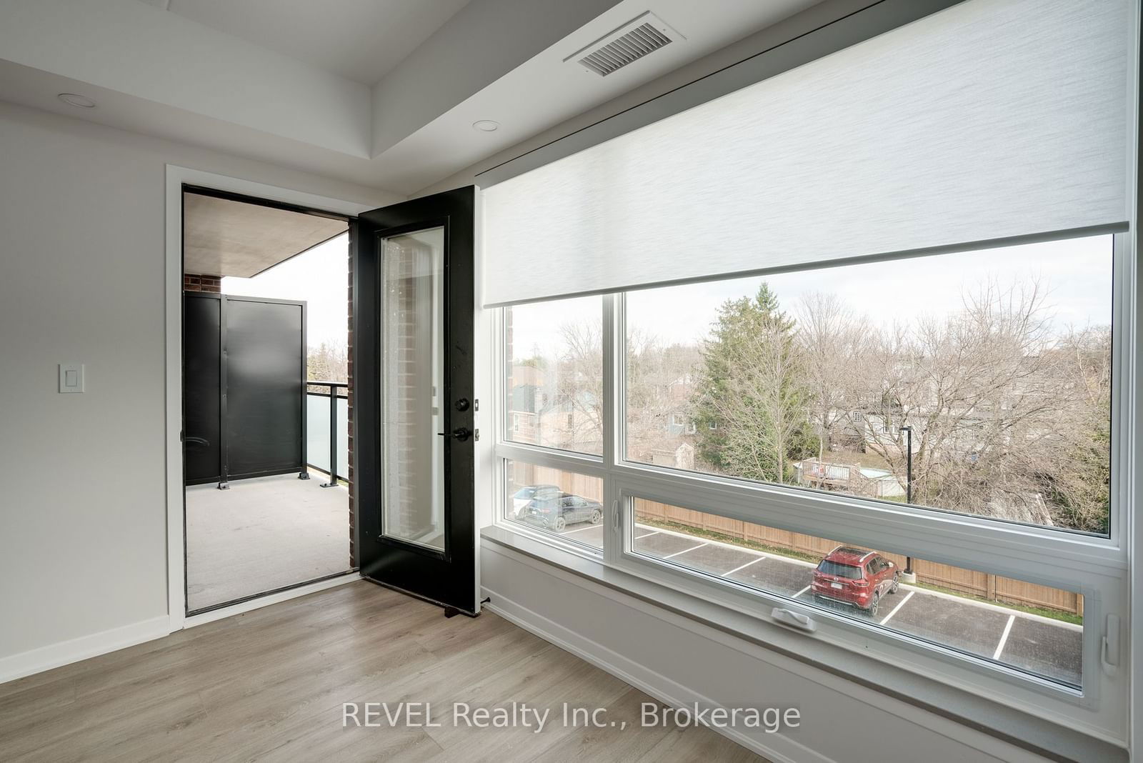 3998 VICTORIA Ave, unit 309 for sale