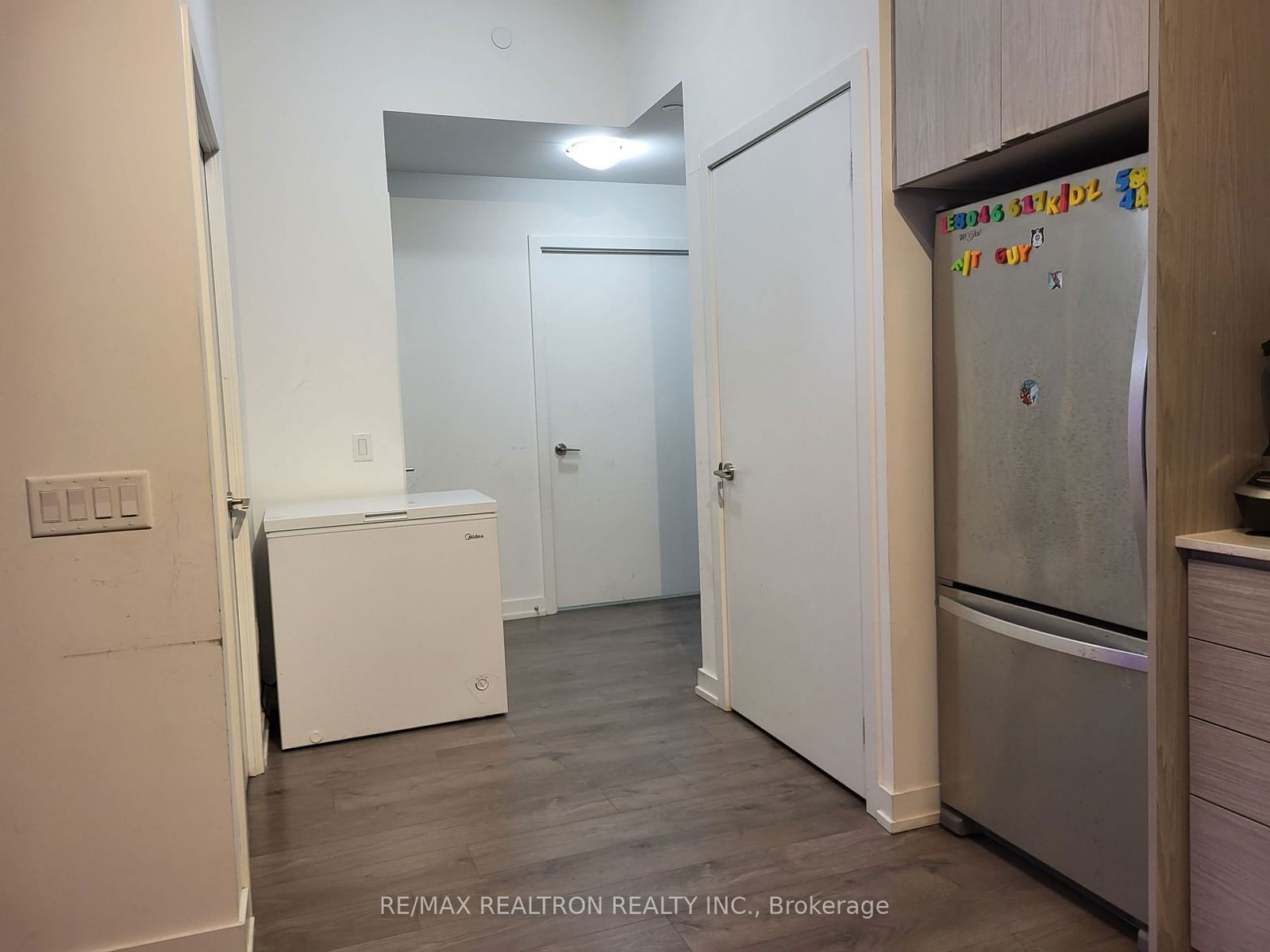 55 Duke St W, unit 230 for rent