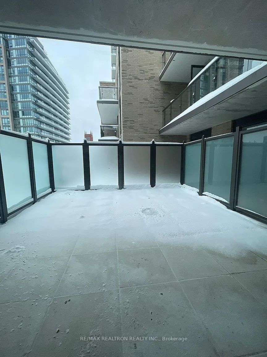 55 Duke St W, unit 230 for rent