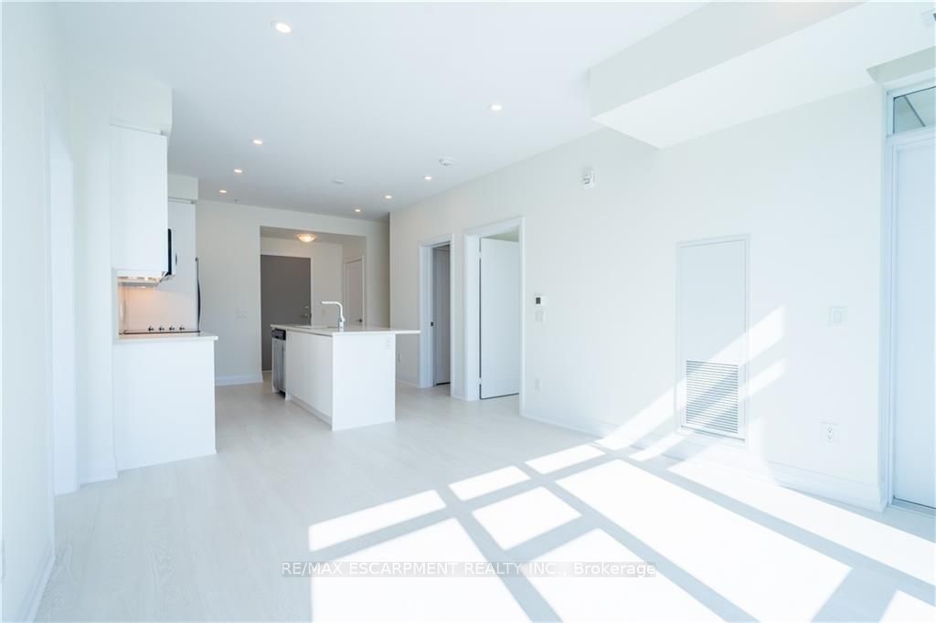 16 Concord Pl, unit 547 for sale