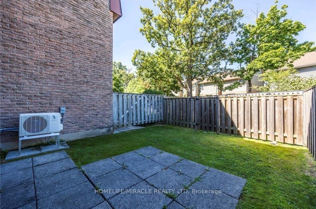 1250 Limeridge Townhomes, Hamilton, Toronto