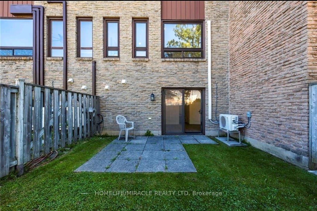 1250 Limeridge Townhomes, Hamilton, Toronto