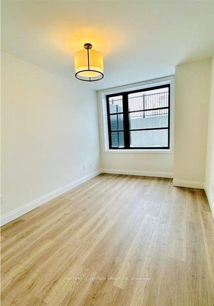 3900 Savoy St, unit 121 for rent