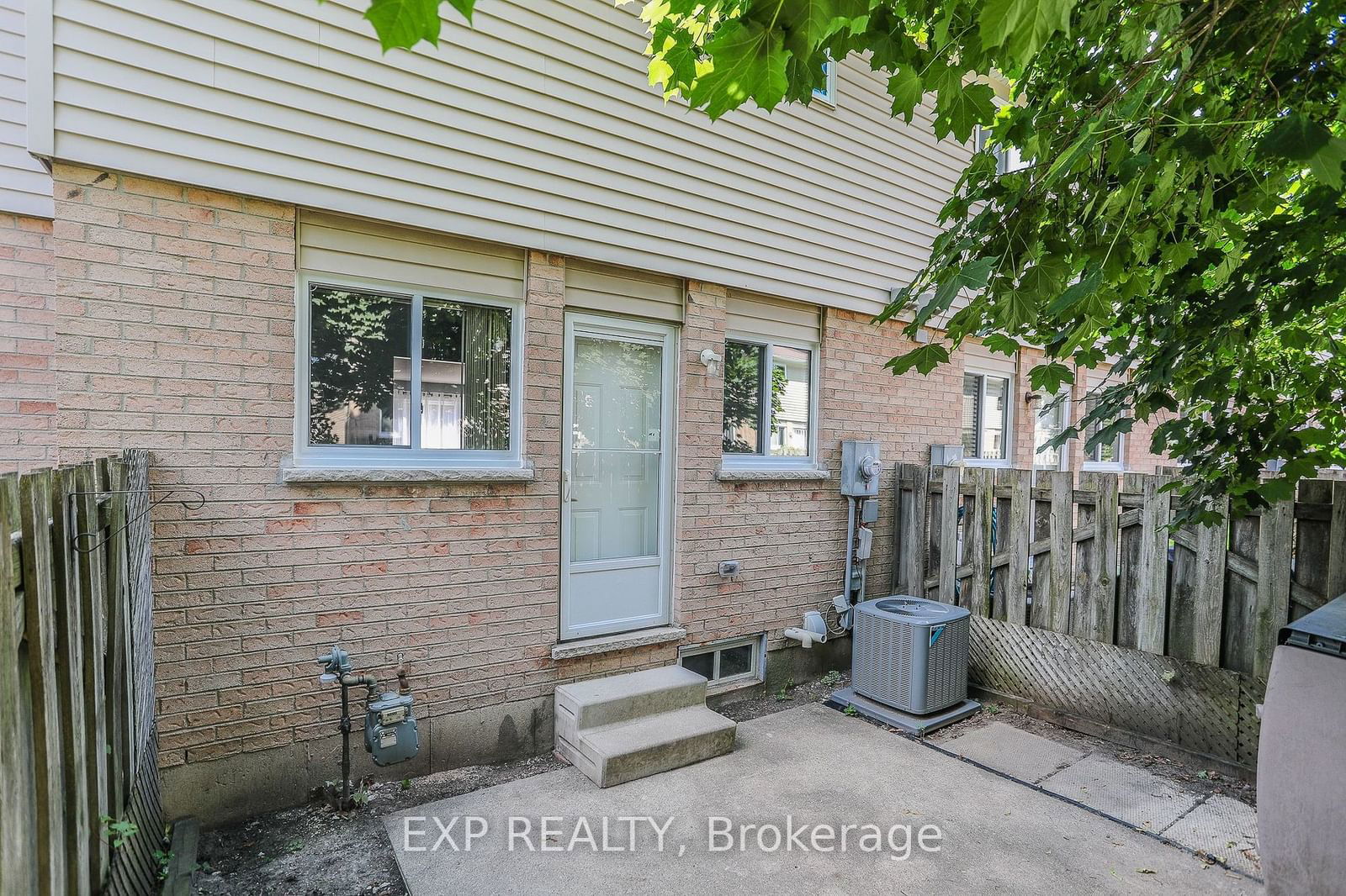 320 Westminster Ave, unit 36 for rent