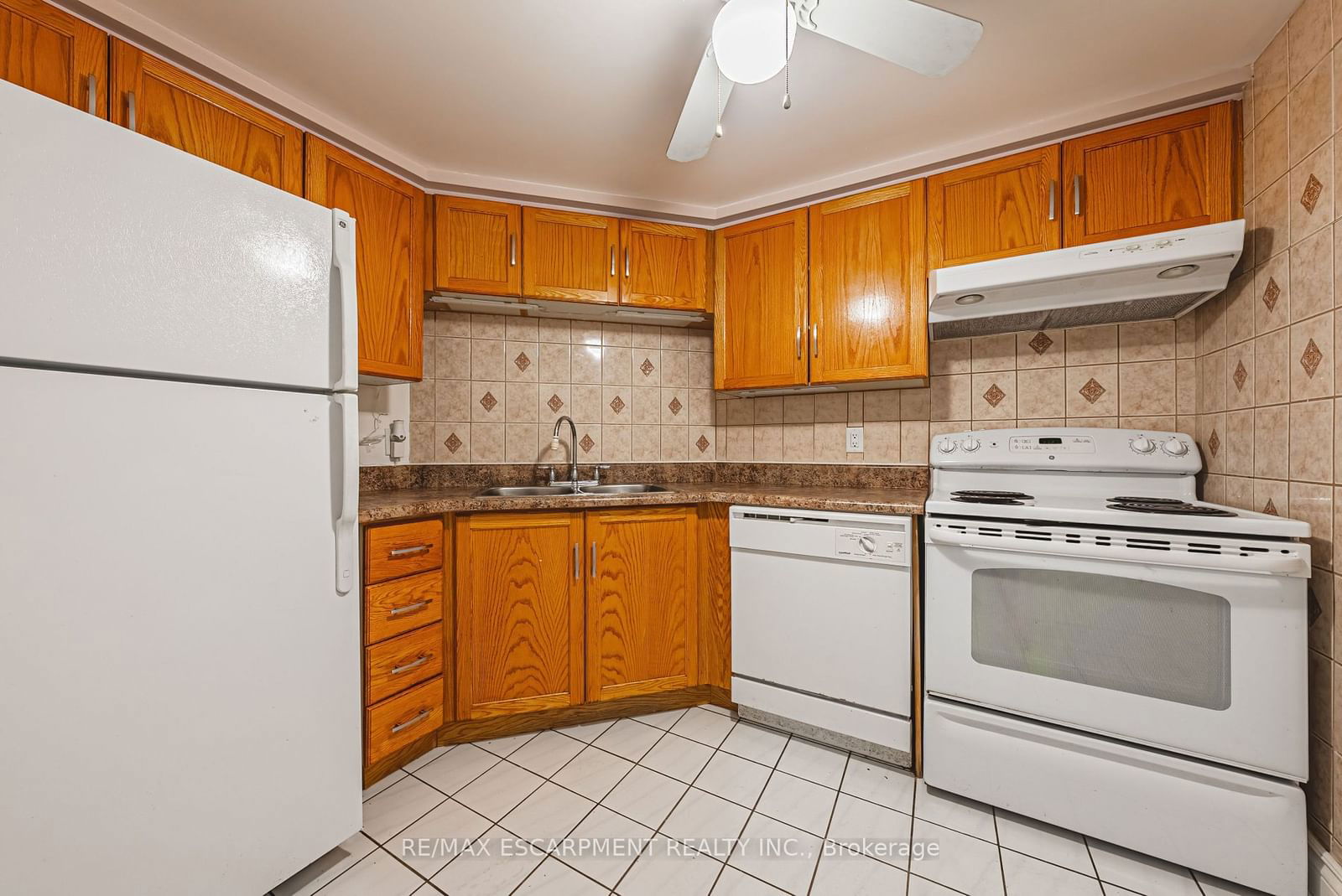 175 Hunter St E, unit 504 for sale