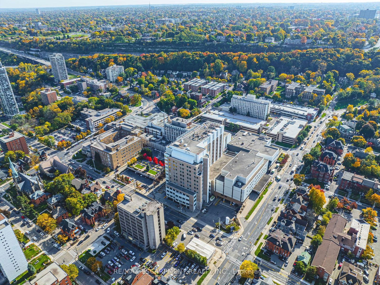 175 Hunter Condos, Hamilton, Toronto