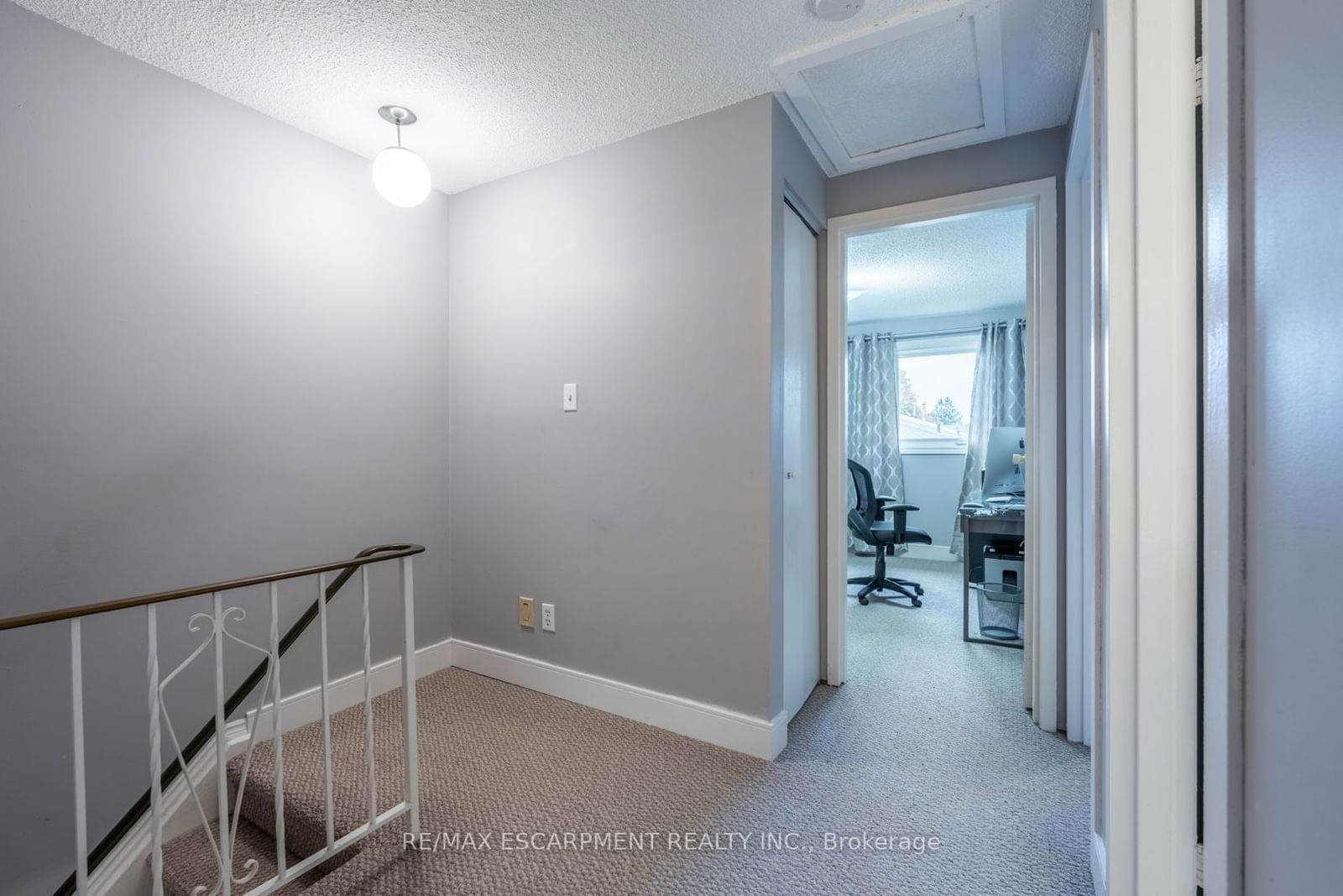 33 Rochelle Ave, unit 46 for sale