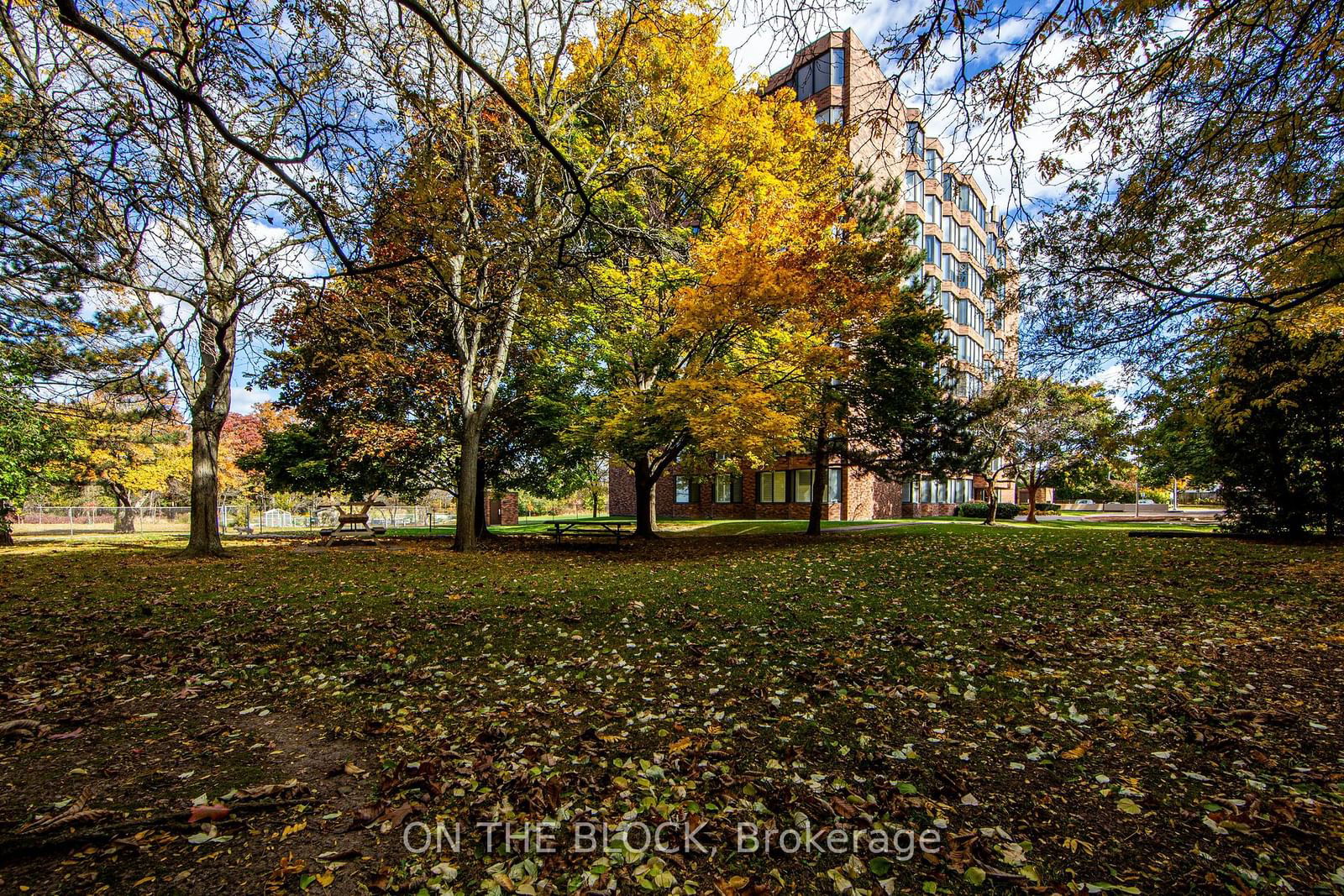 180 Limeridge Road Condos, Hamilton, Toronto