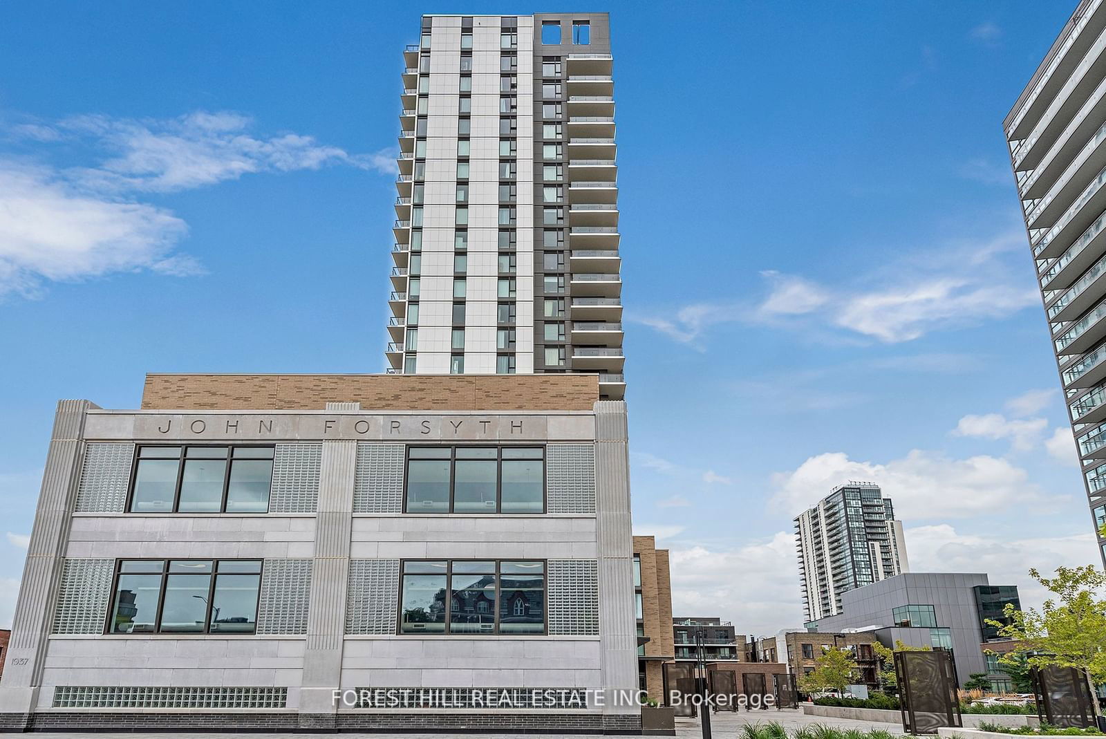 55 Duke St W, unit 1704 for sale