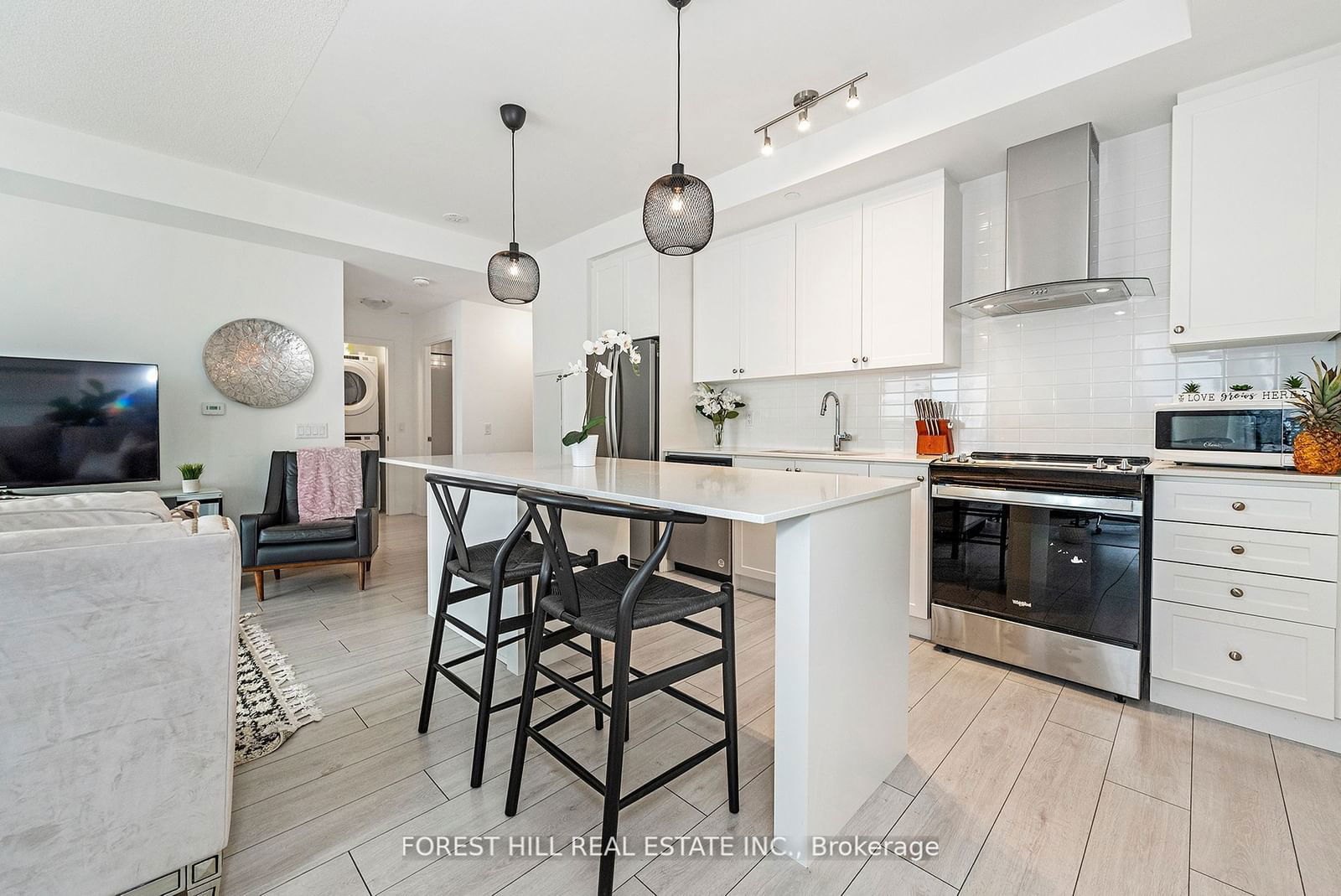 55 Duke St W, unit 1704 for sale