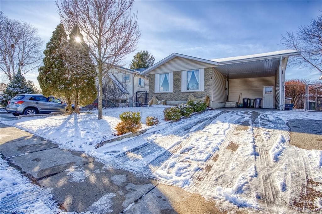 6 Muskoka Drive | 3 Beds | 2 Baths